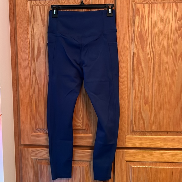 Navy Blue Workout Athletic Set - Picture 7 of 10